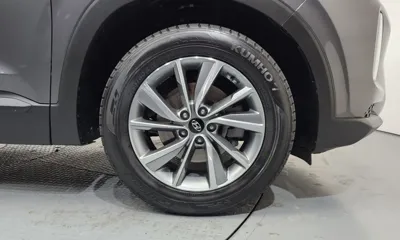 Hyundai Santafe 2019, 70252 км, за 11826.89 USD