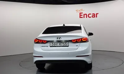 Hyundai Avante 2018, 126515 км, за 5853.72 USD