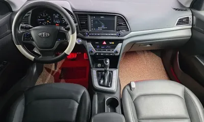 Hyundai Avante 2018, 126515 км, за 5853.72 USD - фото 7