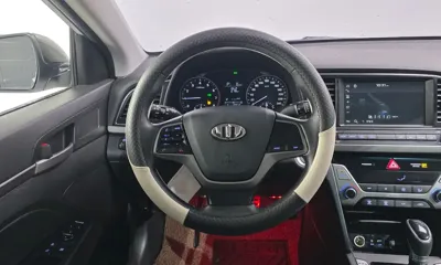 Hyundai Avante 2018, 126515 км, за 5853.72 USD - фото 14