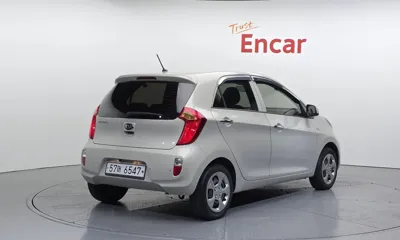 Kia Morning 2015, 124700 км, за 2925.31 USD