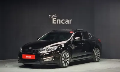Kia K5 · 2012 год