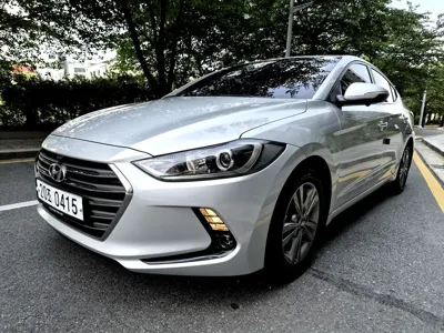 Hyundai Avante · 2016 год