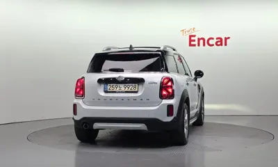 MINI Countryman 2023, 21368 км, за 25928.84 USD