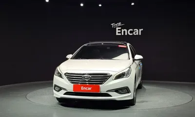 Hyundai Sonata 2017, 50565 км, за 8334.96 USD