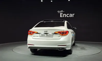 Hyundai Sonata 2017, 50565 км, за 8334.96 USD