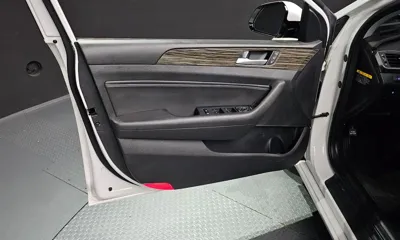 Hyundai Sonata 2017, 50565 км, за 8326.84 USD - фото 24