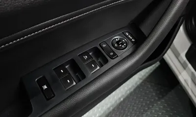 Hyundai Sonata 2017, 50565 км, за 8326.84 USD - фото 29