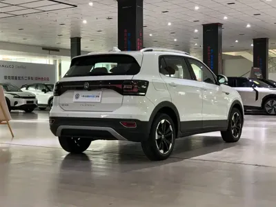 Volkswagen Tacqua 2024, 70000 км, за 9184.51 USD