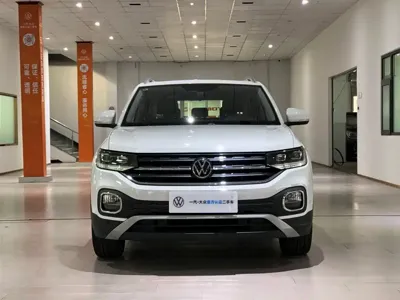 Volkswagen Tacqua 2024, 70000 км, за 9184.51 USD