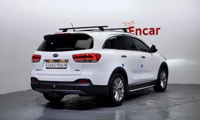 Kia Sorento 2015, 137853 км, за 8454.77 USD