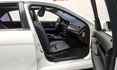 Mercedes-Benz C-Class 2014, 145471 км, за 4162.54 USD - фото 11