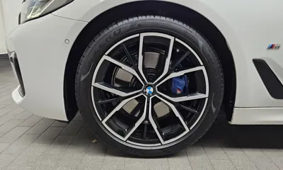 BMW 5-Series 2023, 29547 км, за 32503.4 USD