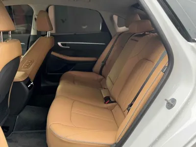 Hyundai Sonata 2025, 4325 км, за 20511.81 USD - фото 11
