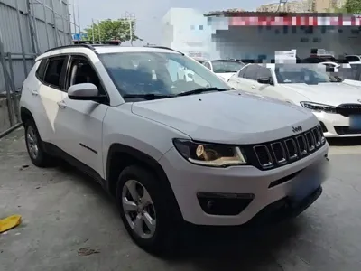 Jeep Compass 2018, 48200 км, за 8431.27 USD