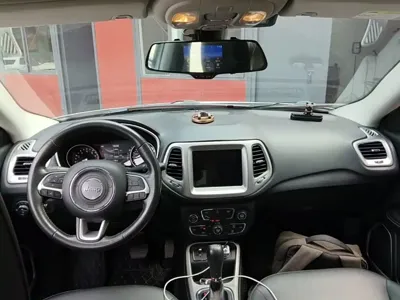 Jeep Compass 2018, 48200 км, за 8431.27 USD - фото 10