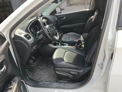 Jeep Compass 2018, 48200 км, за 8431.27 USD - фото 15