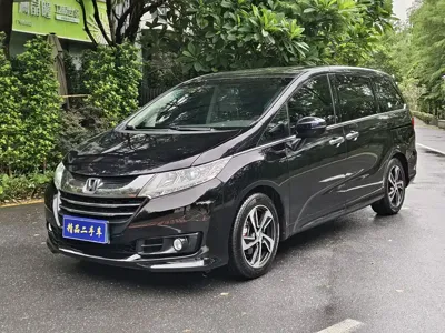 Honda Odyssey · 2017 год