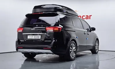 Kia Canival 2017, 110659 км, за 9122.16 USD