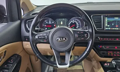 Kia Canival 2017, 110659 км, за 9122.16 USD - фото 12