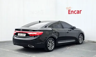 Hyundai Grandeur 2012, 132270 км, за 3838.15 USD