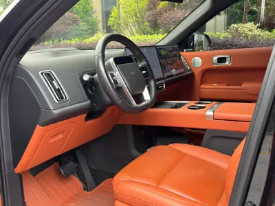 Li Auto Li L9 2022, 94000 км, за 33224.64 USD - фото 10