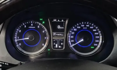 Hyundai Grandeur 2015, 114475 км, за 4266.77 USD - фото 8