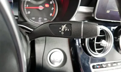 Mercedes-Benz C-Class 2018, 129397 км, за 14344.27 USD - фото 9
