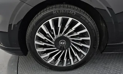 Hyundai Grandeur 2023, 84717 км, за 22144.38 USD
