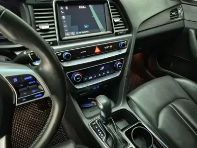 Hyundai Sonata 2019, 133837 км, за 6305.66 USD - фото 13