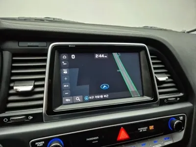 Hyundai Sonata 2019, 133837 км, за 6305.66 USD - фото 14