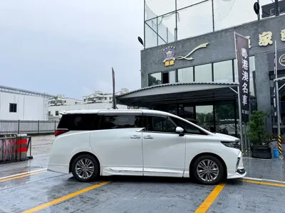 Toyota Alphard 2026, 10000 км, за 77691.25 USD