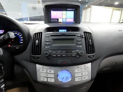 Hyundai Avante 2010, 131959 км, за 1936.46 USD - фото 12