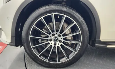 Mercedes-Benz GLC-Class 2018, 54796 км, за 19537.47 USD