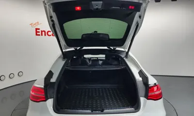 Mercedes-Benz GLC-Class 2018, 54796 км, за 19509.51 USD - фото 20