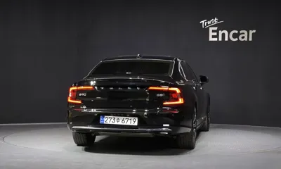 Volvo S90 2023, 103171 км, за 23257.34 USD