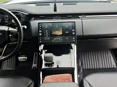 Land Rover Sport 2024, 43300 км, за 97305.35 USD