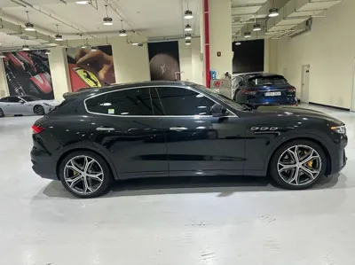 Maserati Levante 2023, 4007 км, за 61106.39 USD