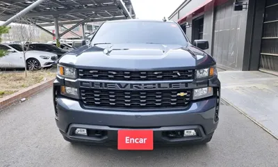Chevrolet Silverado 2020, 58317 км, за 28901.72 USD