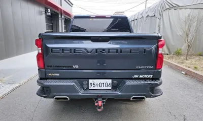 Chevrolet Silverado 2020, 58317 км, за 28901.72 USD