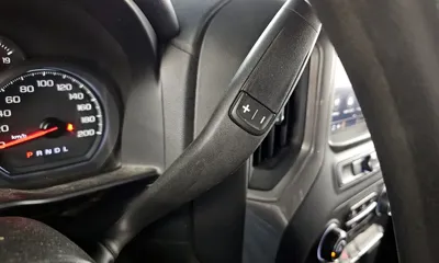 Chevrolet Silverado 2020, 58317 км, за 28901.72 USD - фото 9