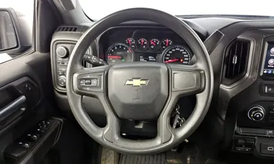 Chevrolet Silverado 2020, 58317 км, за 28901.72 USD - фото 13