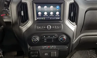 Chevrolet Silverado 2020, 58317 км, за 28901.72 USD - фото 16