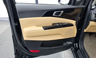 Kia Canival 2023, 59079 км, за 18905.08 USD - фото 24