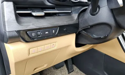 Kia Canival 2023, 59079 км, за 18905.08 USD - фото 27