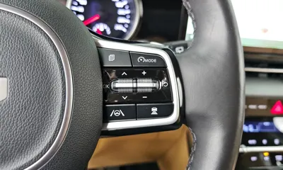 Kia Canival 2023, 59079 км, за 18905.08 USD - фото 33