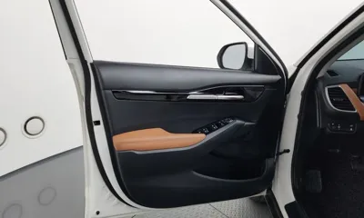 Kia Seltos 2025, 45808 км, за 17388.74 USD - фото 24