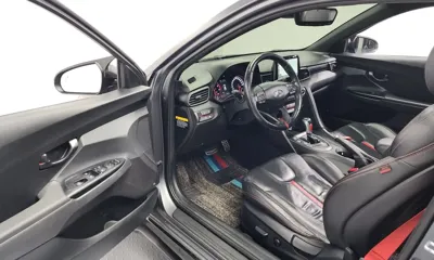 Hyundai Veloster 2019, 156509 км, за 6541.13 USD - фото 10