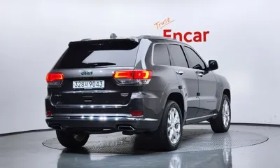 Jeep Cherokee 2019, 92184 км, за 14332.26 USD