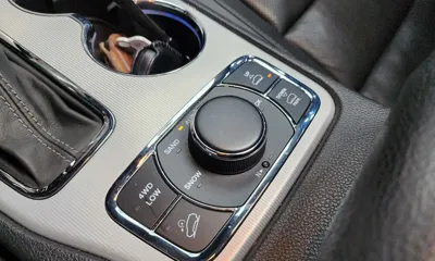 Jeep Cherokee 2019, 92184 км, за 14332.26 USD - фото 27